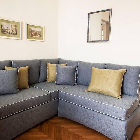 Pagrati Hilton Location Bentzi Family Suite 5 Athena Bagian luar foto
