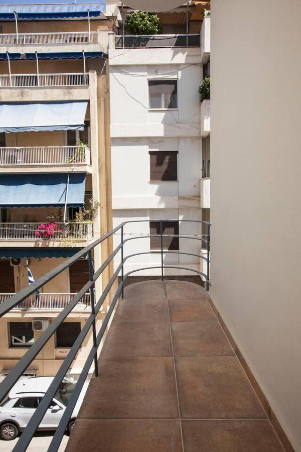 Pagrati Hilton Location Bentzi Family Suite 5 Athena Bagian luar foto
